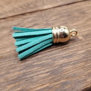 Blue Suede Tassel Pendant P102‎